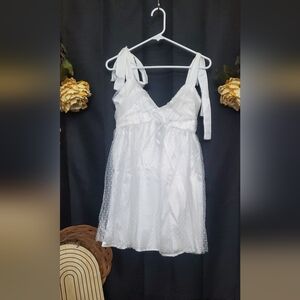 NWT LULUS SZ LG Parisian Summer White Swiss Dot Tie Shoulders